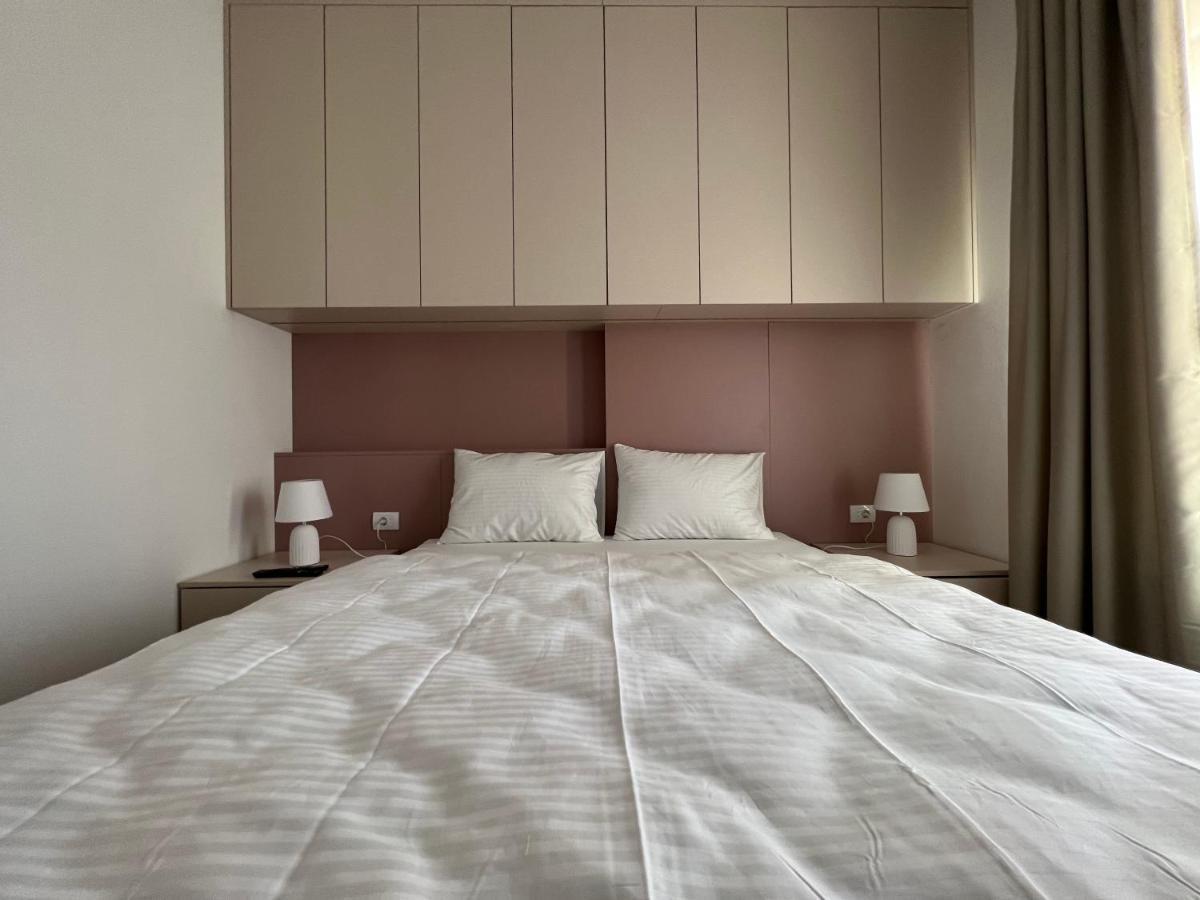 Aparthotel Rajska Яхорина Екстериор снимка