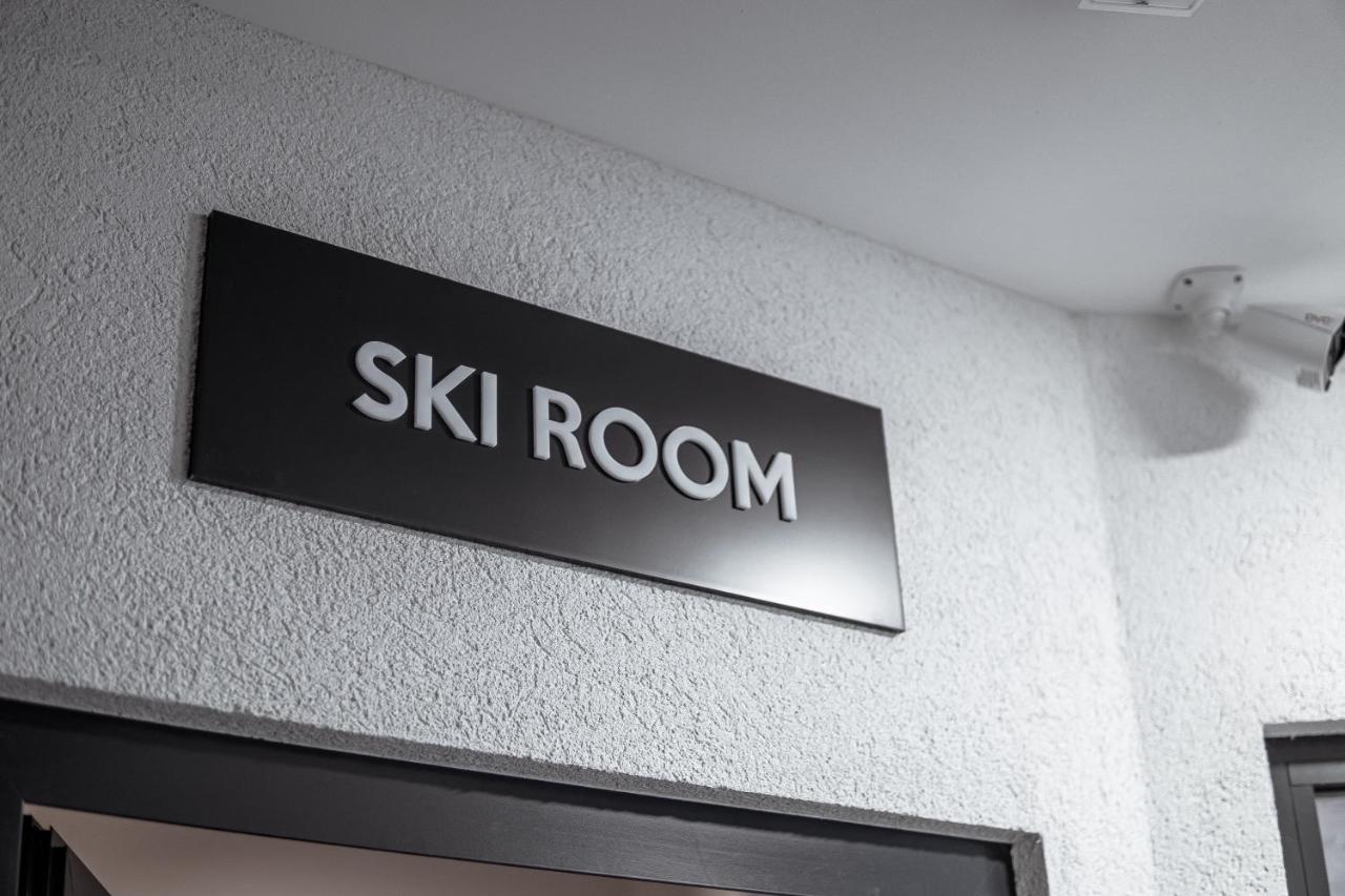 Aparthotel Rajska Яхорина Екстериор снимка