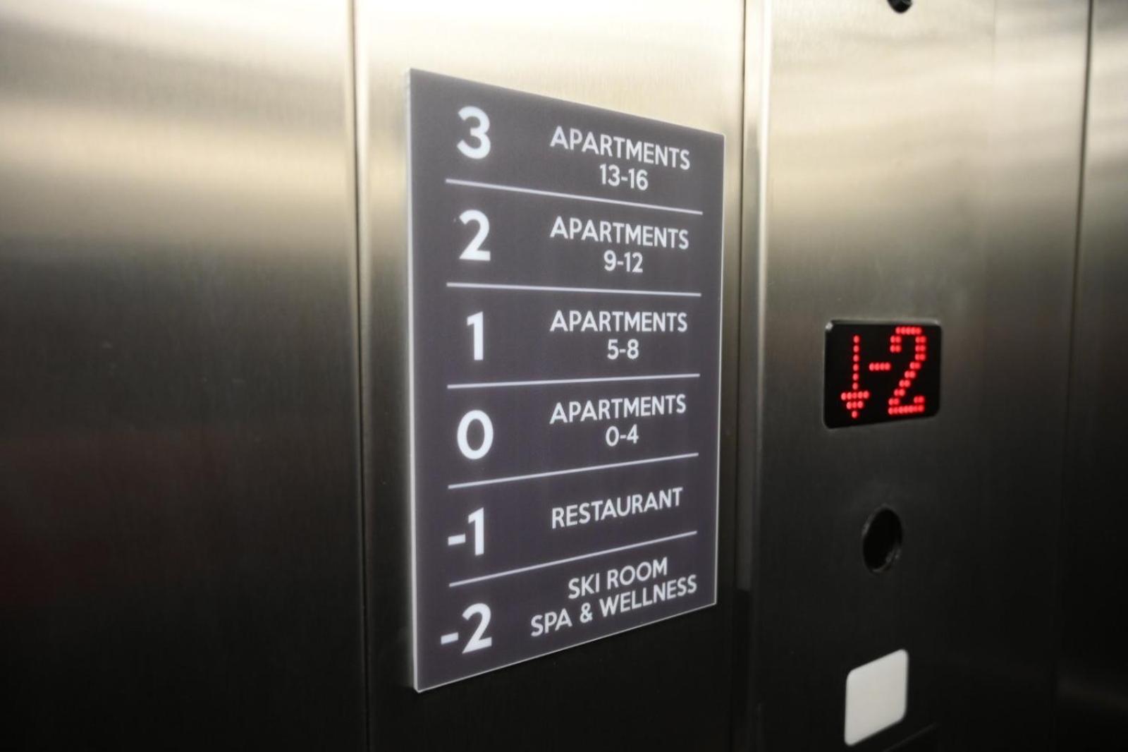 Aparthotel Rajska Яхорина Екстериор снимка